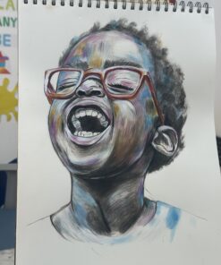 لوحةً طفل ضاحك على ورق الكانسون