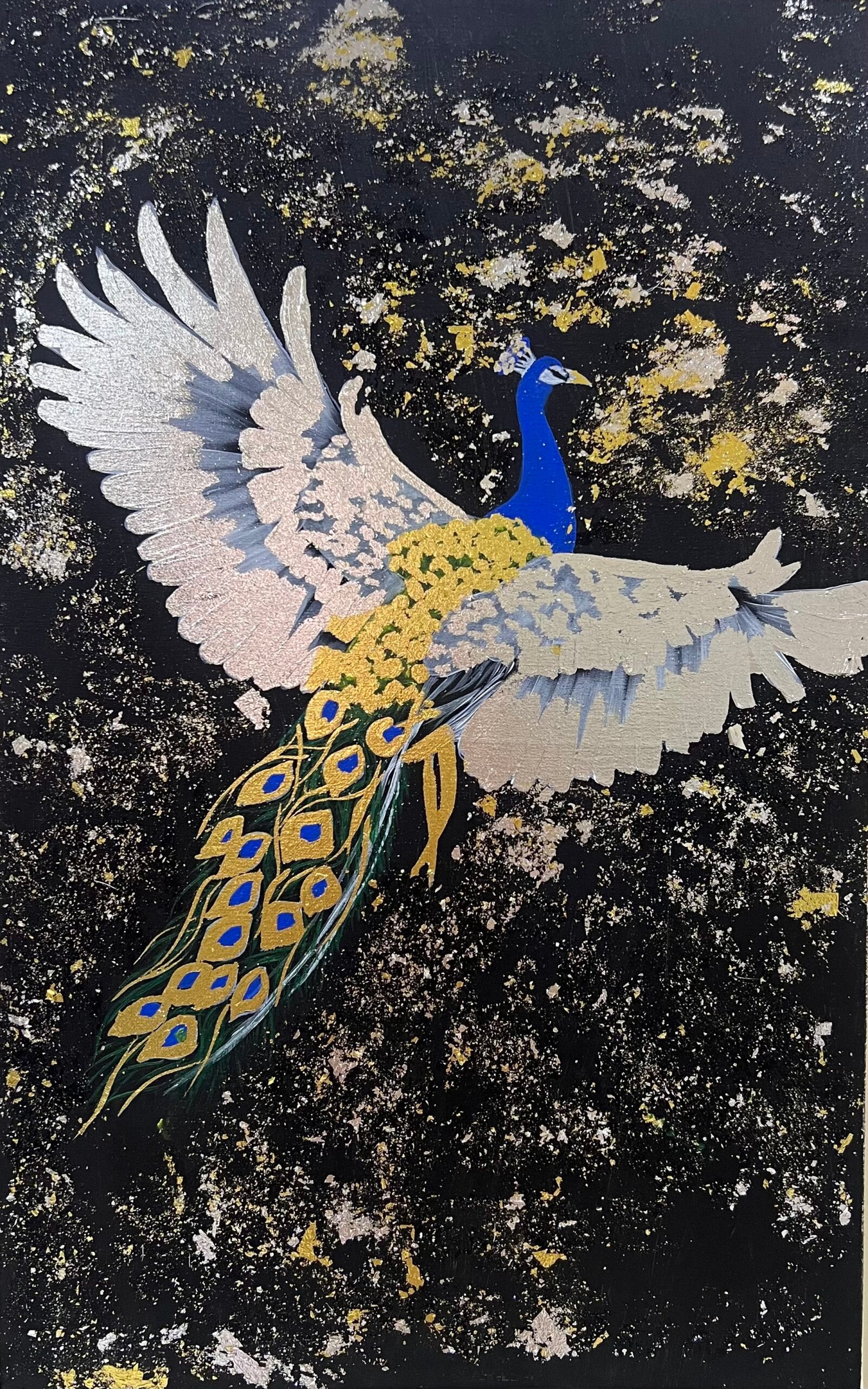 تفاصيل اللوحة: • الاسم: ترنمية الليل . • التقنية: أكريليك، ورق الذهب والفضة (Gold & Silver Leaf). • المقاس: 80 سم (ارتفاع) x 50 سم (عرض).